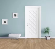 دهان أبواب خشب قديمة أبيض
